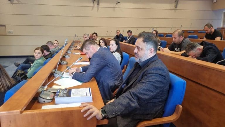 Igor Žunić o uvođenju klevete u Krivični zakonik RS: “Podržaćemo nacrt u ovom obliku”