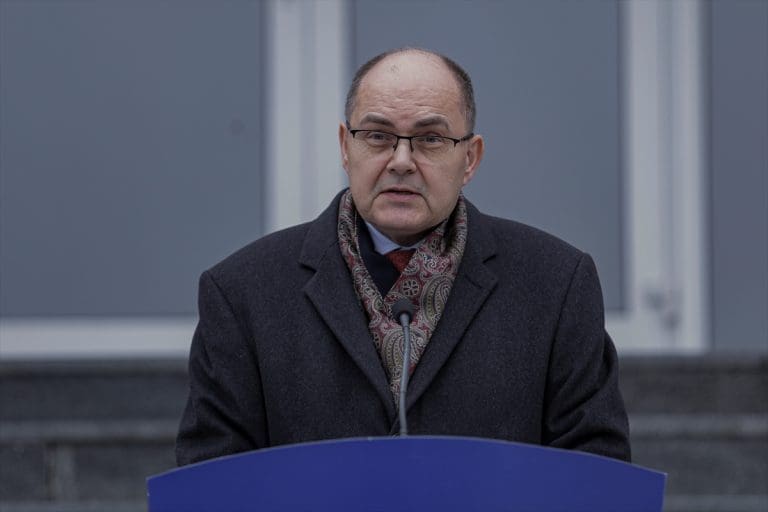 Obraćanje Schmidta: Tresla se intervencija, rodila se opomena