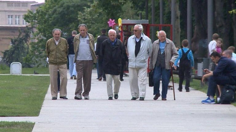 Ko ima pravo na prijevremenu penziju u  BiH? Ne mora se čekati 65 godina života i 40 staža