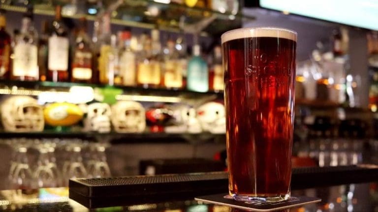Otkriveno 6 tipova ljudi nikako ne smiju da piju pivo, da li ste među njima?