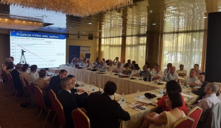 Republika Srpska izgubila skoro 100.000 radno sposobnog stanovništva i 70.000 djece!