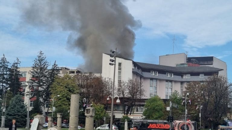Ugašen požar u centru Banjaluke