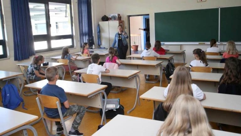 Demografski sunovrat: Za deset godina 12,5% manje osnovaca u Republici Srpskoj