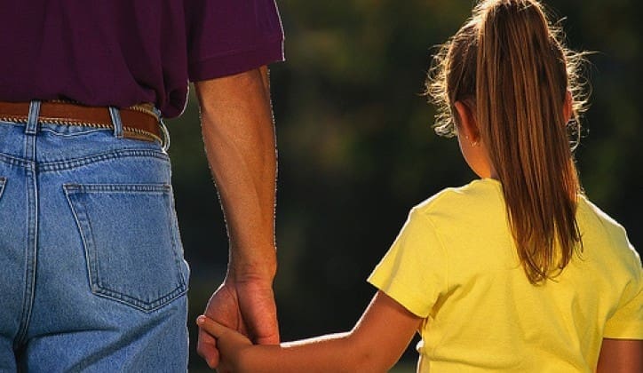 Roditelji izašli pred Narodnu skupštinu: Za više od 700 djece nema mjesta u produženom boravku!