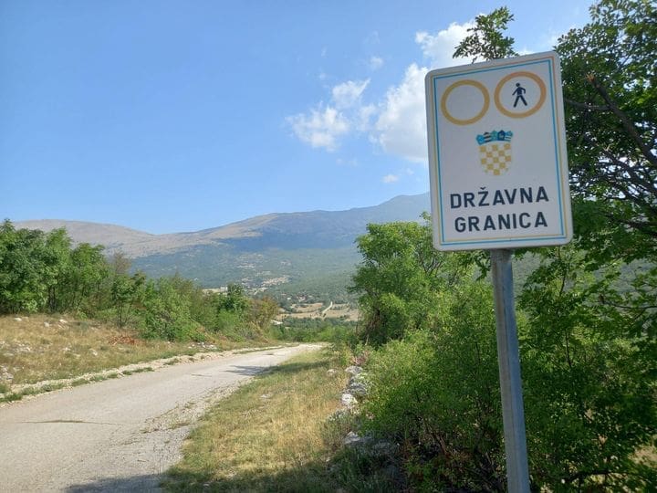 Ovo je jedino selo u BiH u koje se može ući samo iz Hrvatske