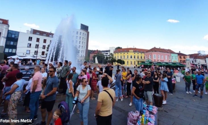 I Tuzlaci izašli na ulice