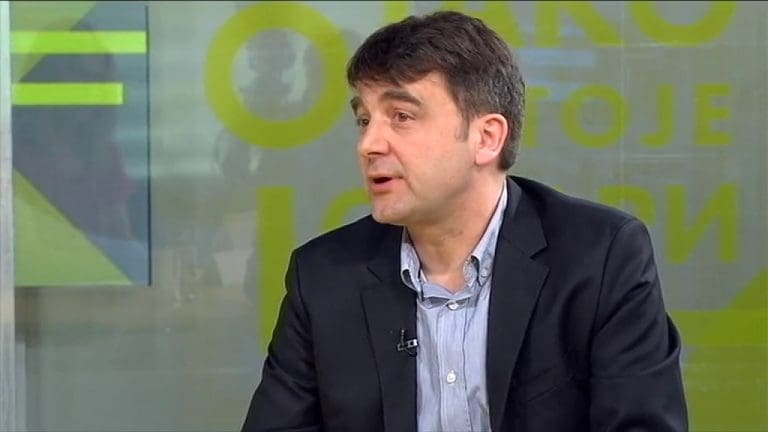 Najbolji srpski hirurg najavljuje: „I muškarci će rađati decu“