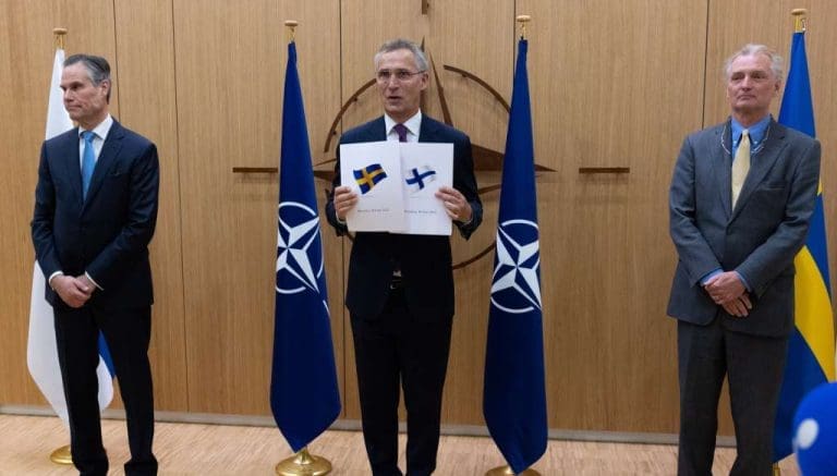 Finski predsjednik potpisao zakon kojim njegova zemlja postaje članica NATO-a