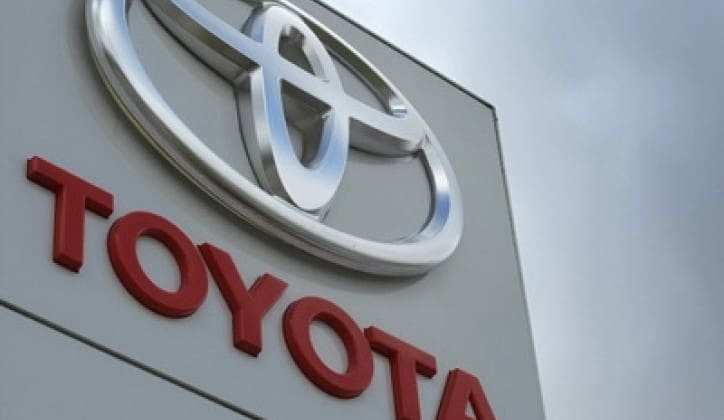 Toyota povlači 1,1 milion vozila zbog kvara