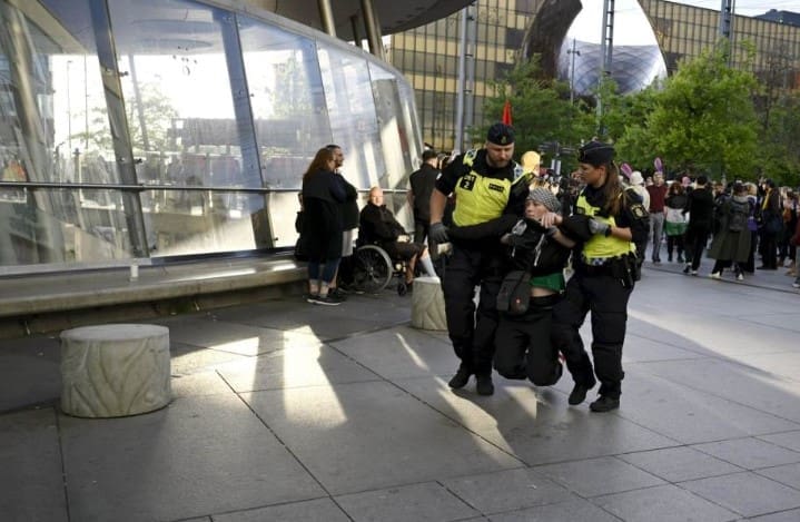 Zbog učešća Izraela na Evroviziji: Hiljade ljudi na protestu u Malmeu