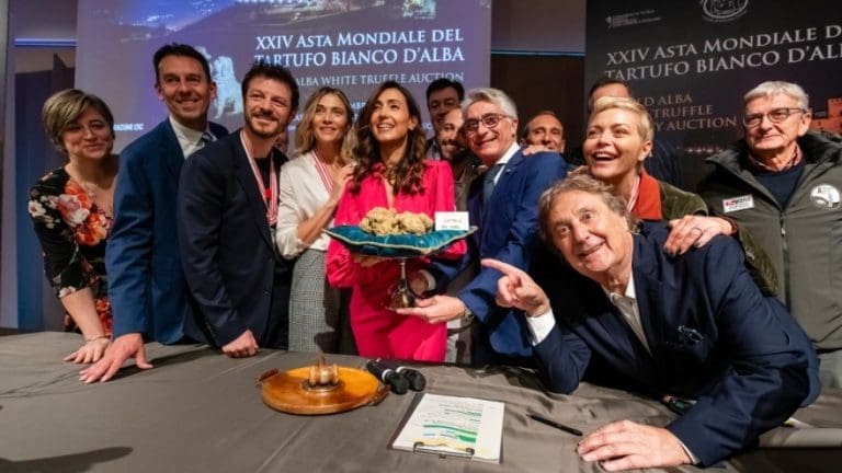 Kilogram bijelog tartufa prodan za 130.000 evra