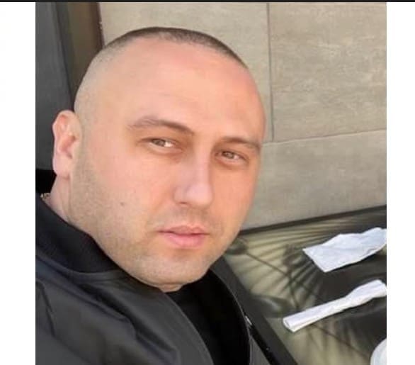 Oglasio se otac bebe koja je ispala ljekarima: “Nakon porođaja doktor mi je čestitao, ja počastio osoblje…”