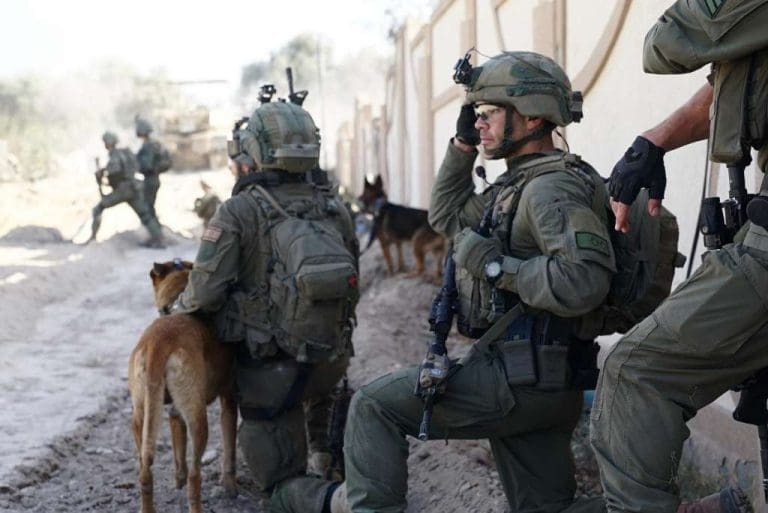 Izraelska vojska raznijela eksplozivom podrume nekoliko zgrada bolnice Al-Shifa u Gazi