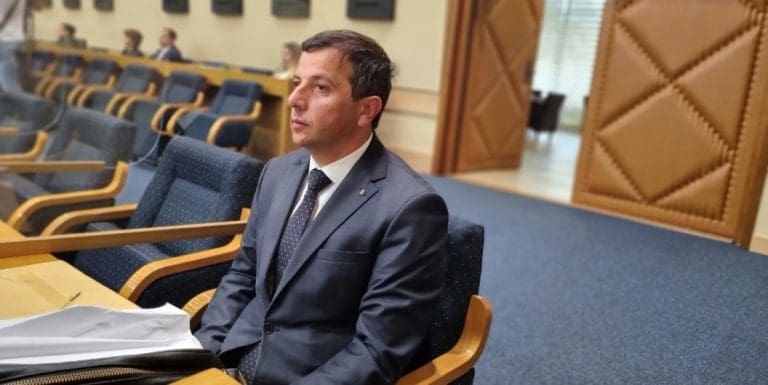 Vukanović: Cipele nisam kupio, platio sam kazne