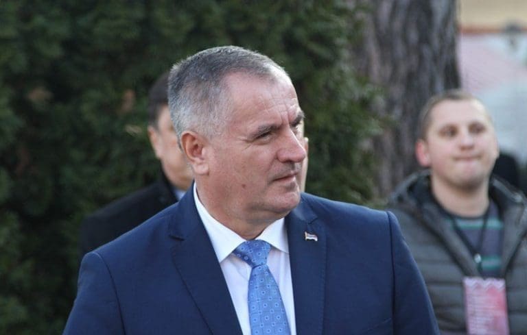 Višković: Ne plašim se potjernice, to je progon