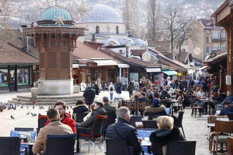 Sutra veliki dio Sarajeva bez vode, cisterne sa pitkom vodom dostupne na ovim lokacijama