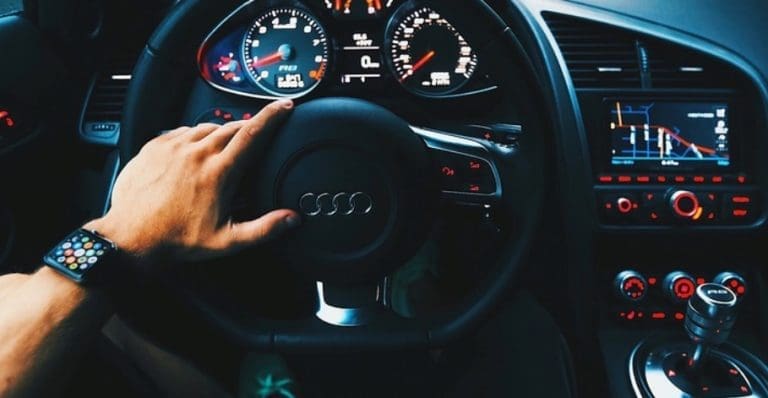 Republički protokol bahato troši 360.000 KM na luksuzni Audi i kombi