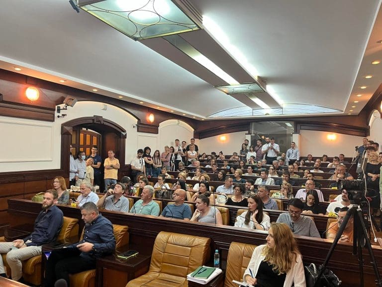 Provjerili smo da li će Gradonačelnik Banjaluke biti na javnoj raspravi?