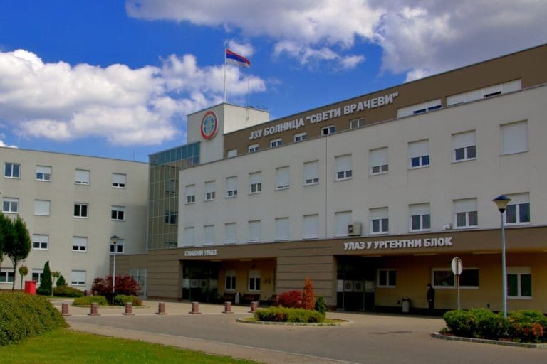 “SJEČA NEPOSLUŠNIH”: Odlukom Vlade RS, smijenjeni direktori tri bolnice u RS