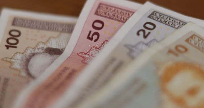 Zašto građani ne mogu sebi uplaćivati staž na iznos viši od 259,93 KM kako bi imali veće penzije?