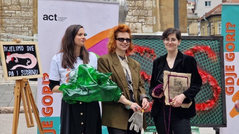Naša zajednička planeta gori: Ako nema rješenja, izmislićemo ga!