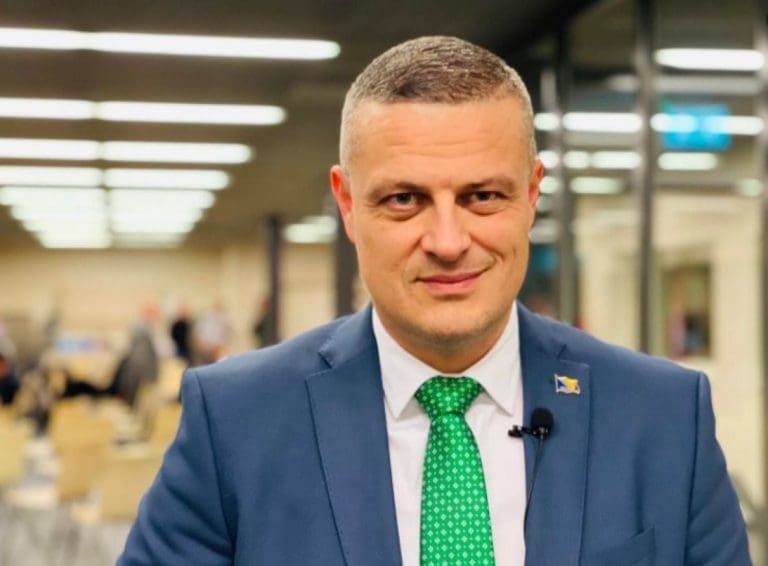Pokret za državu formira Klub u NSRS: ‘Ne slušamo sarajevsku čaršiju’