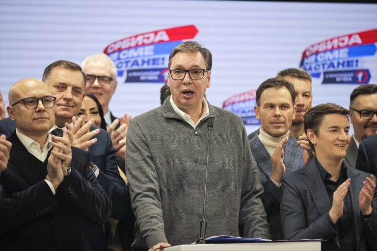 Šta rade političari iz Republike Srpske u izbornom štabu SNS-a?