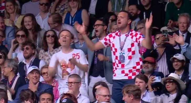 I Hrvati navijli za Đokovića: Ori se “Nole, Nole” na Vimbldonu, kakva scena (VIDEO)