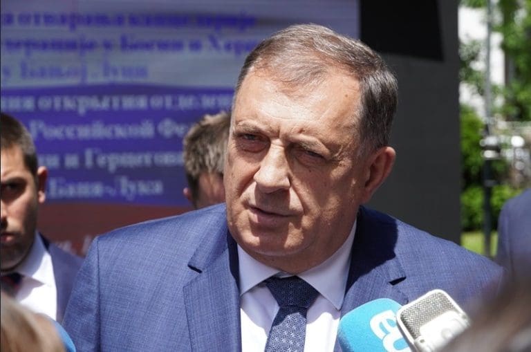 Vazalnu BiH će dokrajčiti Šmit, PIK i arogantne ambasade