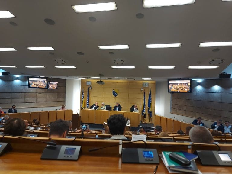 Usvojen Nacrt Zakona: Korak ka velikoj pobjedi za demokratiju i građanska prava u FBiH!
