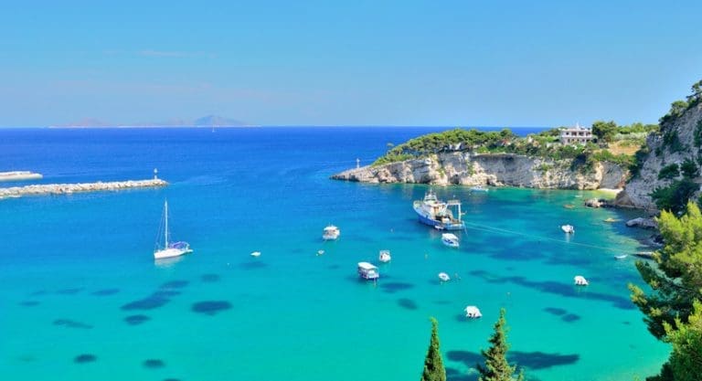 Šta se dešava? Treći turista u sedam dana pronađen mrtav u Grčkoj, svi napravili istu grešku