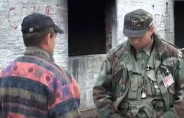 Bili na suprotnim stranama, jedan drugog ranili u ratu: Godinama poslije, sreli se u kafani (VIDEO)