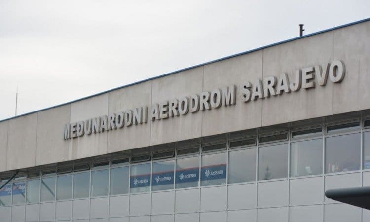 Pretres na Međunarodnom aerodromu “Sarajevo”
