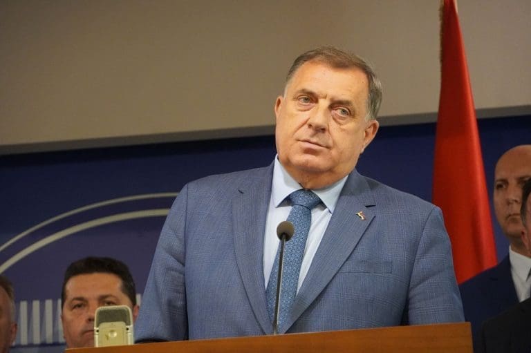 Danas odluka vlasti u RS o izborima: Ko će podviti rep i progutati žabu?