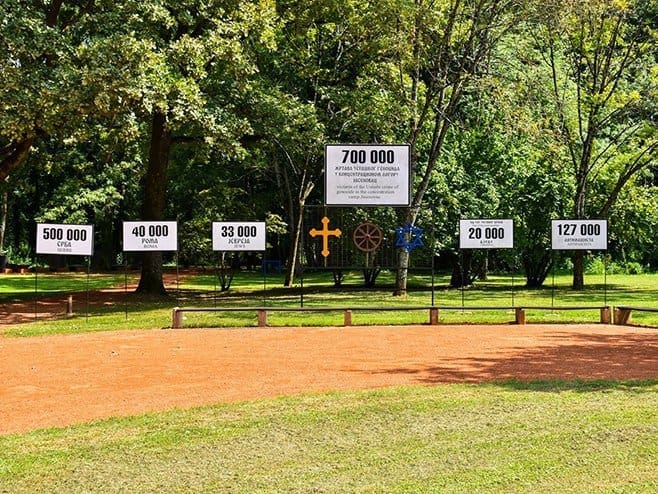Poruka Vučića: Memorijalni centar u Donjoj Gradini biće što prije izgrađen