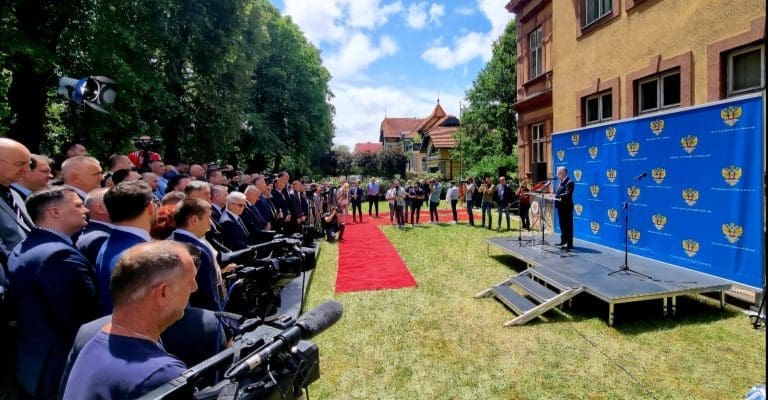 Dodik i Kalabuhov otvorili kancelariju Ruske ambasade u Banjaluci: “Na pravoj smo strani istorije”