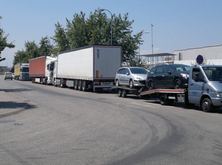 Iznenađenje za vozače: Zbog zarazne bolesti, na ulazu u Gradišku postavljena barijera