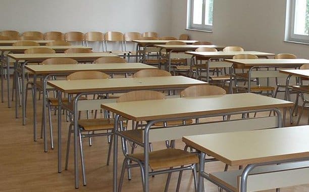 Horor u školi kod Zagreba: Učenici PREBILI DJEČAKA u toaletu škole, i sve su snimali