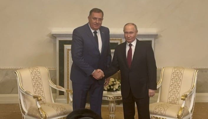 Dodik se sastao sa Putinom u Sankt Peterburgu