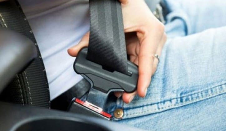 Zašto pojas spašava život? Jezivi rendgenski snimci otkrivaju šta se događa tijelu u sudaru