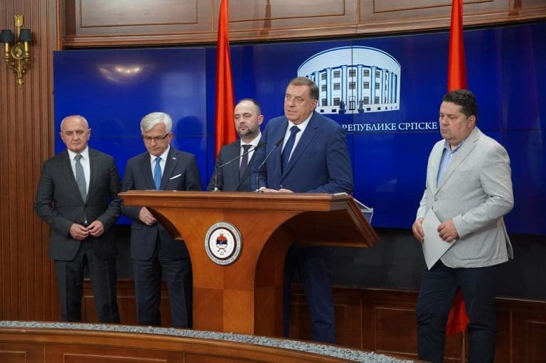 Dodik: Sugerišemo da se izađe na izbore