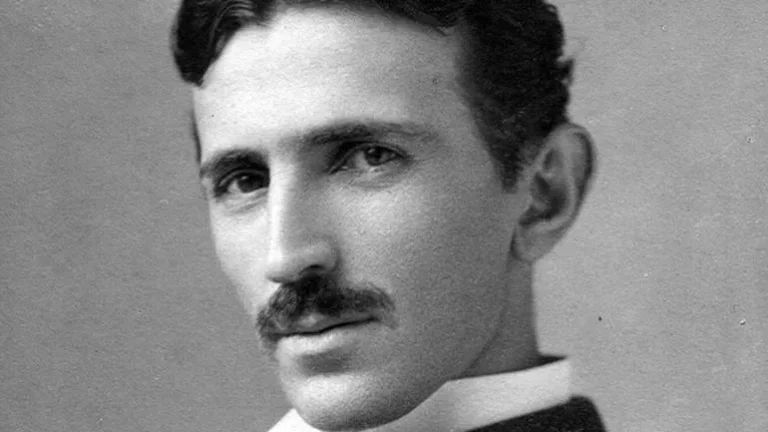 Tesla je svoj život posvetio nauci, drugog juna u Beogradu odlikovan je Ordenom Svetog Save