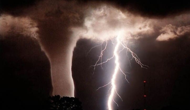 Tornado pogodio Rim, objavljeni zastrašujući snimci