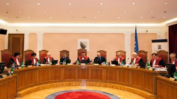 USTAVNI SUD BIH: “Da li će ukinuti kantonalne i zakon entiteta, ako niko nije nadležan za DRŽAVNU IMOVINU”
