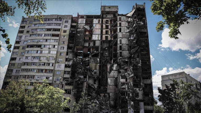 Rusi pogodili hipermarket u Harkovu, raste broj žrtava