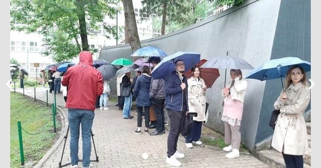 Prošla je godina od tragične noći: Memorijalna šetnja za Azru i Almu