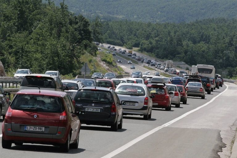Haos na ulazu u Konjic, kolona duga 10 kilometara