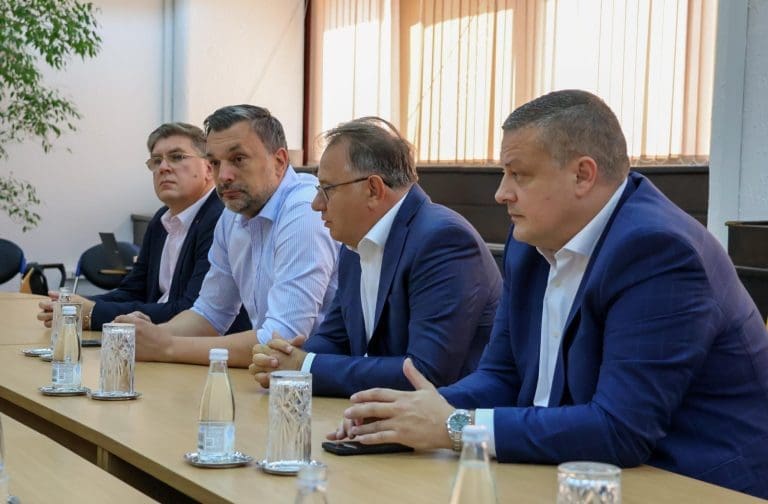 Vlada FBiH se zadužuje za još 1,6 milijardi KM