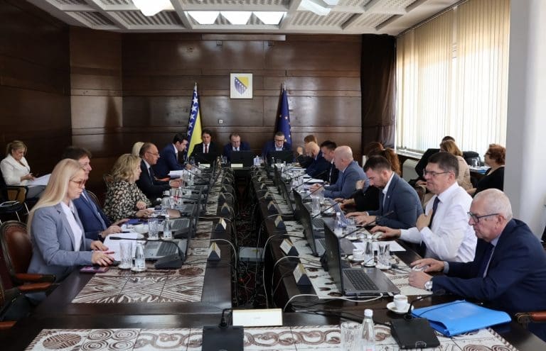 Samovolja Vlade FBiH: Gradovi ispunili uslove za izuzeće od neradne nedjelje, ali izuzeća nema