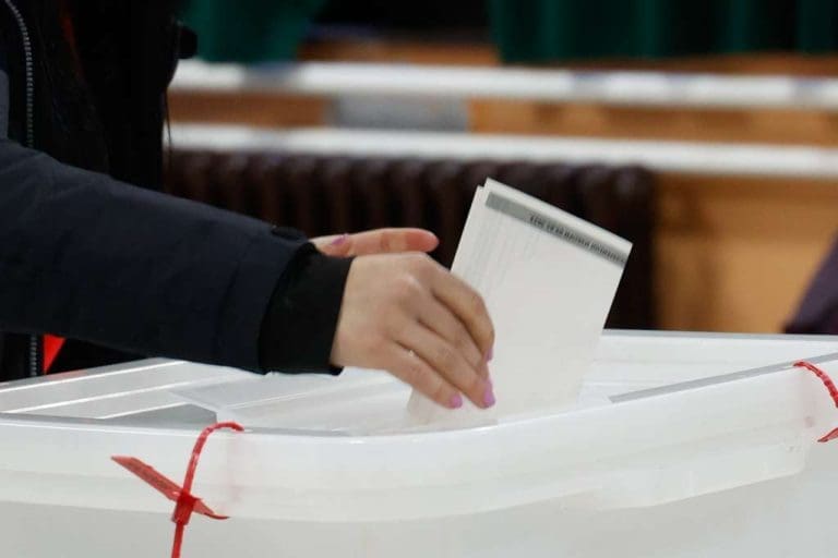 RIK donio odluku o nesprovođenju prijevremenih izbora za predsjednika RS